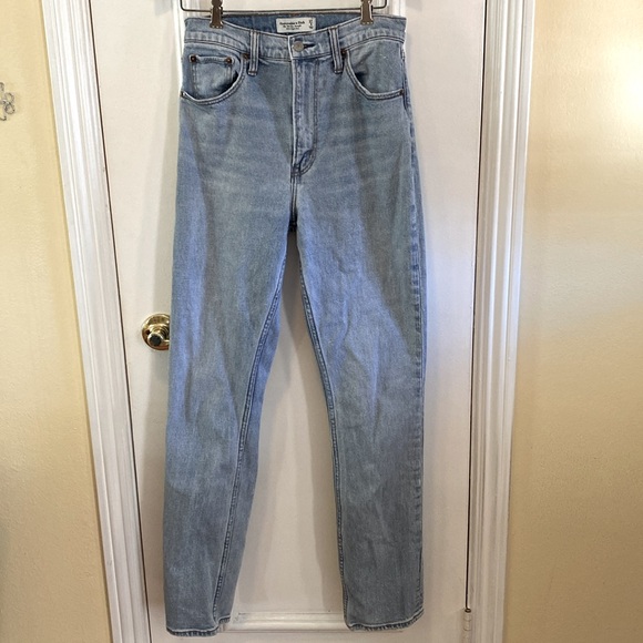 Abercrombie & Fitch The 90s Slim Straight Ultra High Rise Jeans Size 27/4 - Picture 3 of 5